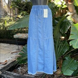 denim maxi skirt with raised seam detailing